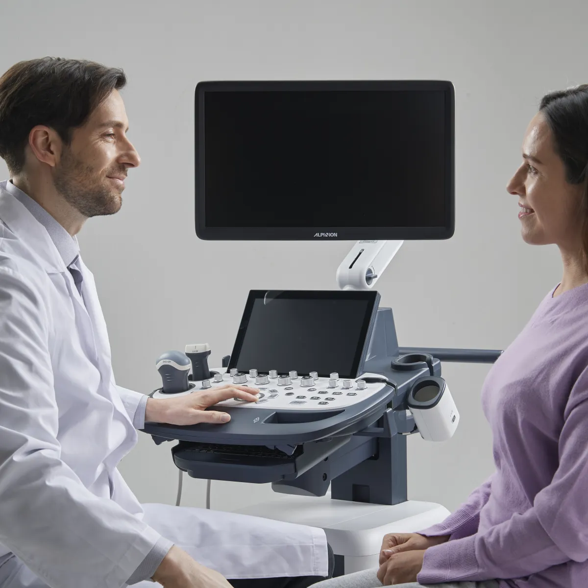 x-cube60_model_obgyn_1